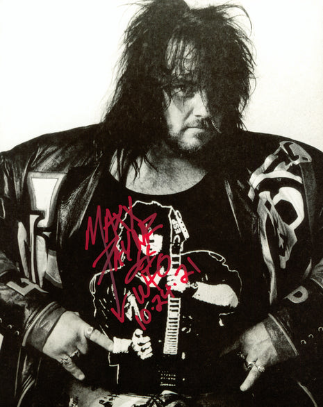 Man Mountain Rock signed 8x10 Photo