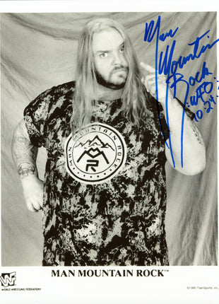 Man Mountain Rock signed 8x10 Photo