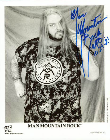Man Mountain Rock signed 8x10 Photo