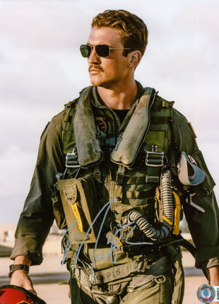 Miles Teller (Top Gun) signed 8x10 Photo (w/ Beckett)