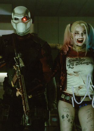 Margot Robbie (Suicide Squad) signed 8x10 Photo (w/ Beckett)