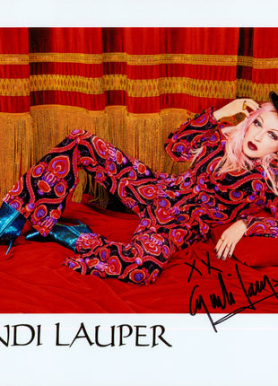 Cyndi Lauper signed 8x10 Photo