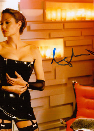 Angelina Jolie signed 8x10 Photo (w/ Beckett)
