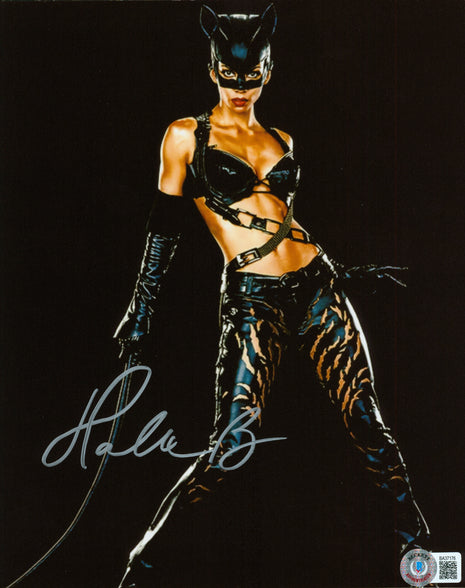 Halle Berry (Catwoman) signed 8x10 Photo (w/ Beckett)