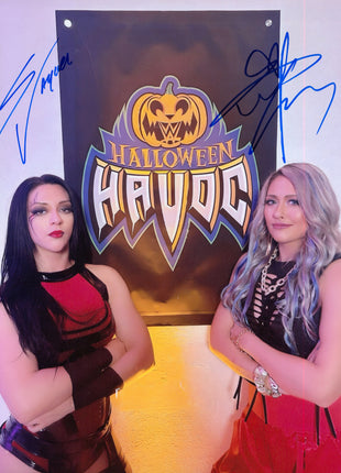 Giulia & Stephanie Vaquer dual signed 8x10 Photo