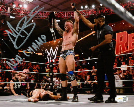 Myles Borne signed 8x10 Photo (w/ JSA)