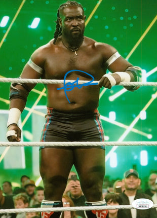 Oba Femi signed 8x10 Photo (w/ JSA)