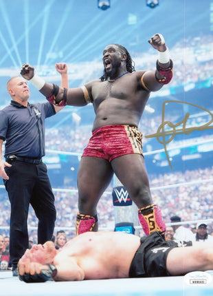 Oba Femi signed 8x10 Photo (w/ JSA)
