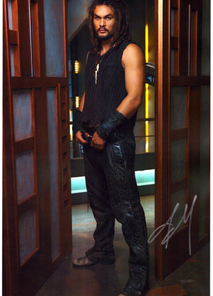 Jason Momoa signed 11x17 Photo