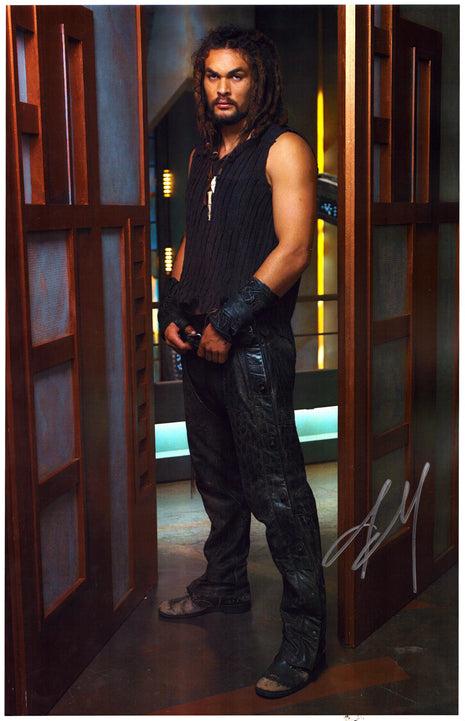 Jason Momoa signed 11x17 Photo