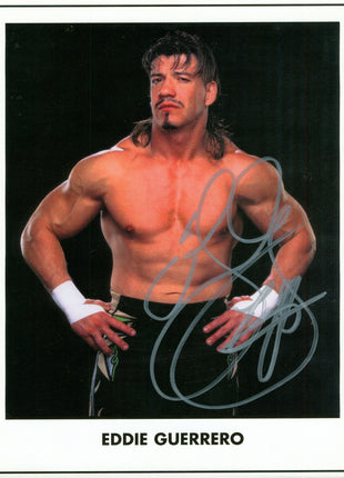 Eddie Guerrero signed 8x10 Photo