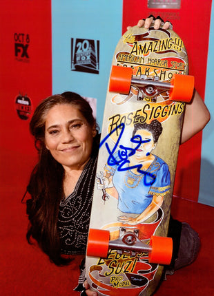 Rose Siggins (AHS-Freakshow) signed 8x10 Photo