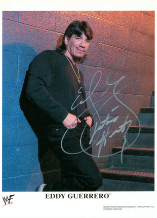 Eddie Guerrero signed 8x10 Photo