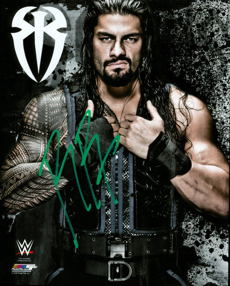 Roman Reigns signed 8x10 Photo
