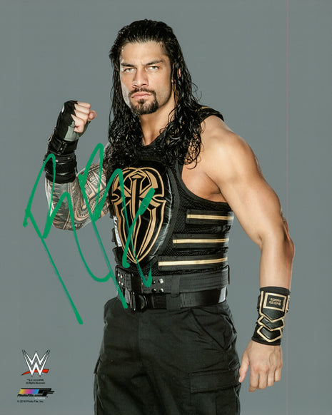 Roman Reigns signed 8x10 Photo