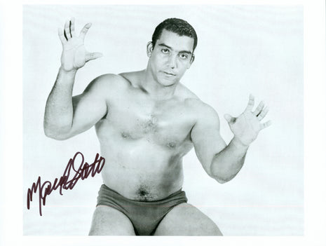 Manny Soto signed 8x10 Photo