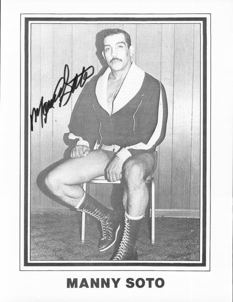 Manny Soto signed 8x10 Photo