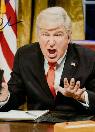 Alec Baldwin (SNL) signed 8x10 Photo (w/ JSA)