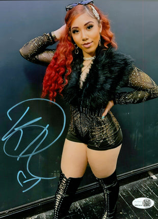 Kiah Dream signed 8x10 Photo (w/ JSA)