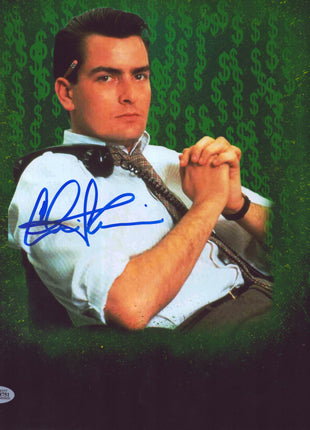 Charlie Sheen (Wallstreet) signed 11x14 Photo (w/ Beckett)