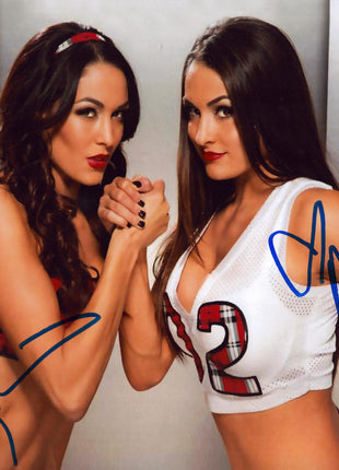 Brie Bella & Nikki Bella dual signed 11x14 Photo (w/ Beckett)