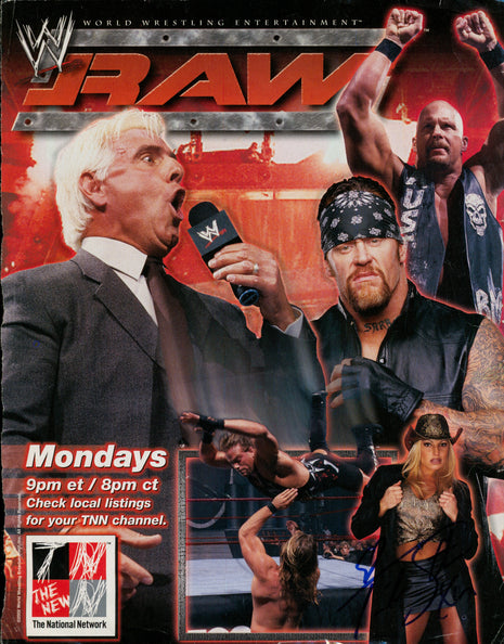 Trish Stratus signed Magazine Page