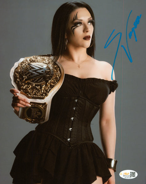 Stephanie Vaquer signed 8x10 Photo (w/ JSA)