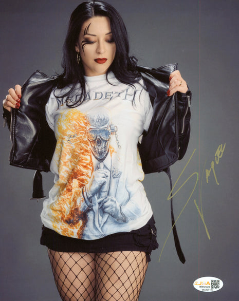 Stephanie Vaquer signed 8x10 Photo (w/ JSA)