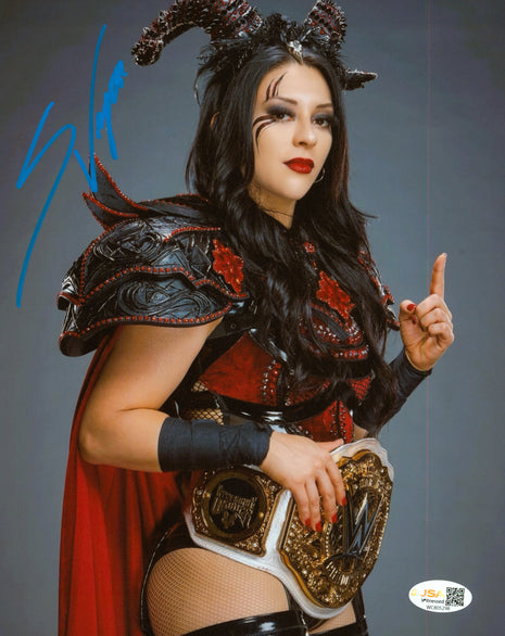 Stephanie Vaquer signed 8x10 Photo (w/ JSA)