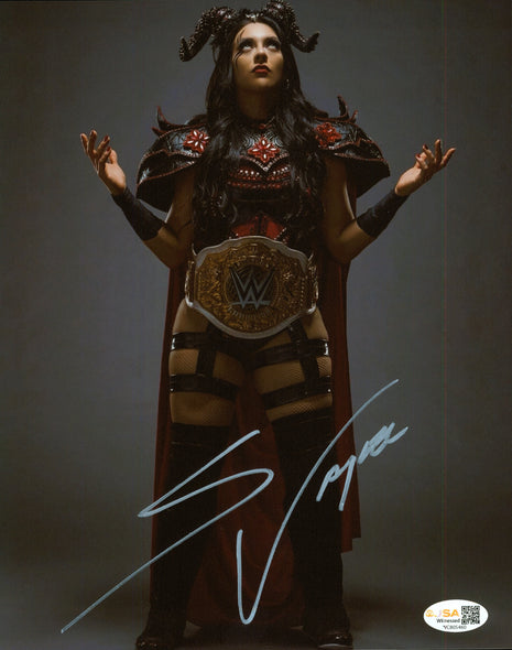 Stephanie Vaquer signed 8x10 Photo (w/ JSA)