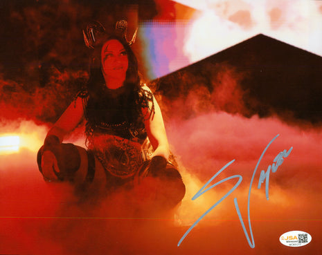 Stephanie Vaquer signed 8x10 Photo (w/ JSA)
