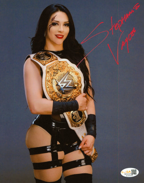 Stephanie Vaquer signed 8x10 Photo (w/ JSA)