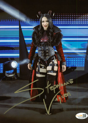 Stephanie Vaquer signed 8x10 Photo (w/ JSA)