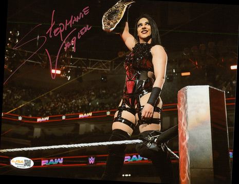 Stephanie Vaquer signed 8x10 Photo (w/ JSA)