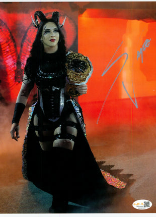 Stephanie Vaquer signed 8x10 Photo (w/ JSA)