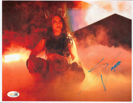 Stephanie Vaquer signed 8x10 Photo (w/ JSA)
