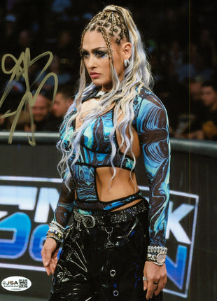 Giulia signed 8x10 Photo (w/ JSA)
