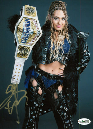 Giulia signed 8x10 Photo (w/ JSA)