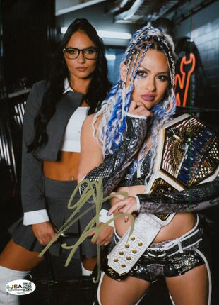 Giulia signed 8x10 Photo (w/ JSA)