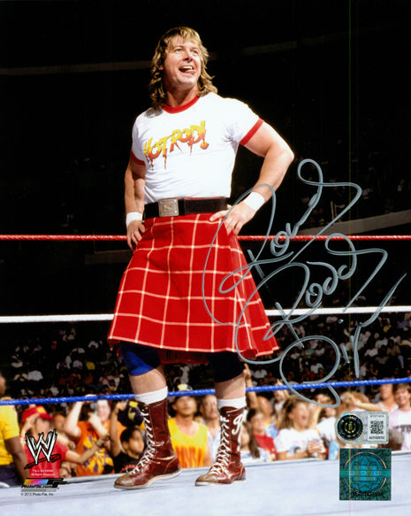 Rowdy Roddy Piper signed 8x10 Photo (w/ Beckett)
