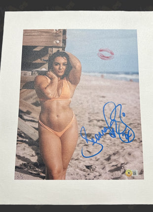 Deonna Purrazzo signed & kissed 16x20 Canvas (w/ Beckett)