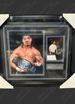 Plaque encadrée signée Eddy Guerrero