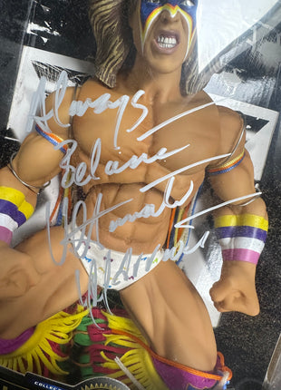 Ultimate Warrior signed WWE Jakks Classic Superstars Ring Giants Action Figure