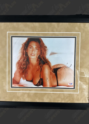 Cindy Crawford signed Frame Plaque (w/ PSA)