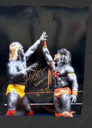 Hulk Hogan signed 16x20 Photo