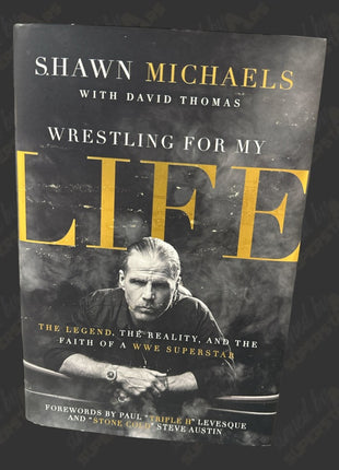 Shawn Michaels firmó el libro Lucha por mi vida