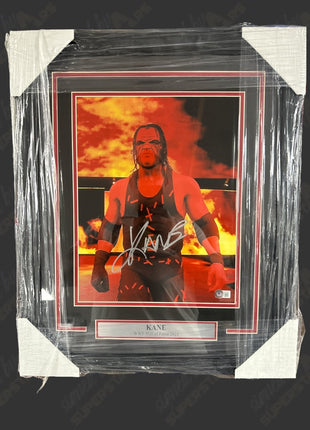 Kane signed Framed Plaque (w/ Beckett)
