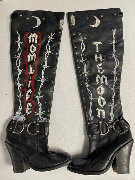 Auction:  Maria's ring worn Momlife Boots