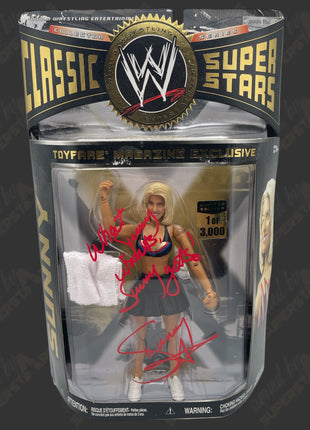 Sunny signed WWE Jakks Classic Superstars Toyfare Magazine Exclusive Action Figure LE 1 of 3000