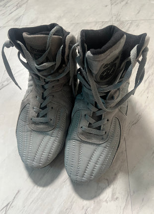 Auction:  Francine's ECW ring worn Otomix Shoes